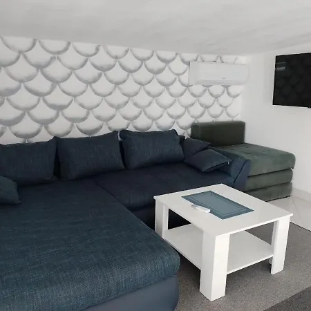 Apartman 2 Swans