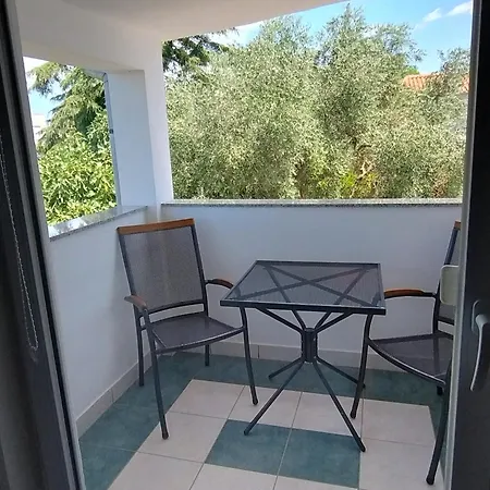 Olea דירה